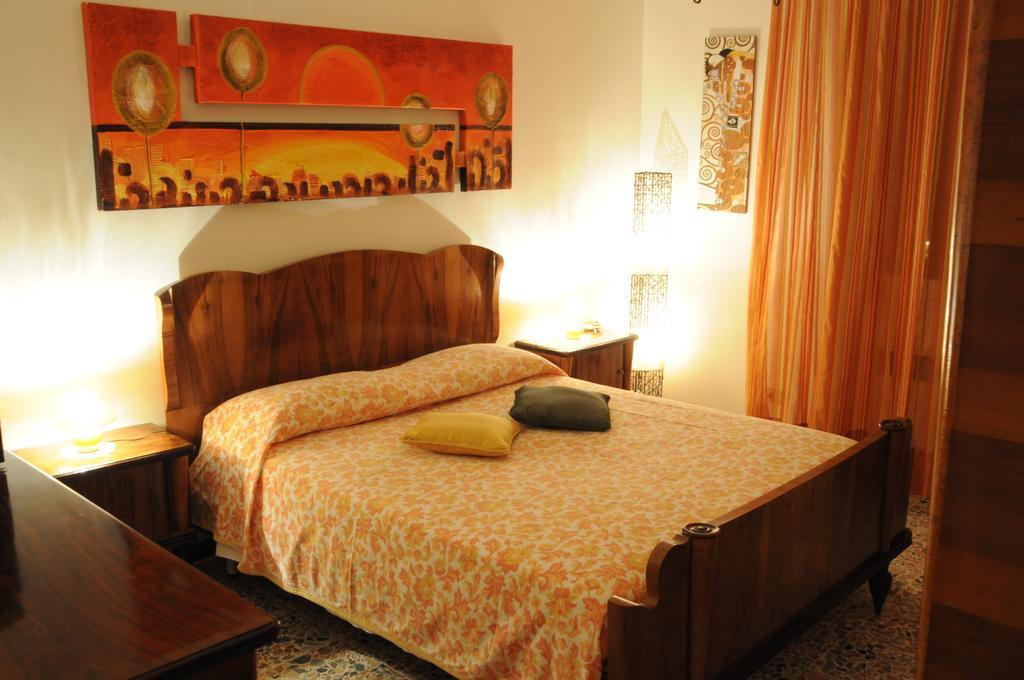 Casa Tarragona Bed & Breakfast Alghero Room photo